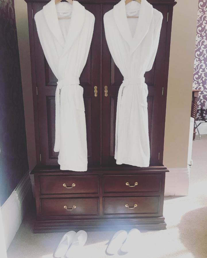 Clarence Court Hotel Cheltenham Zewnętrze zdjęcie