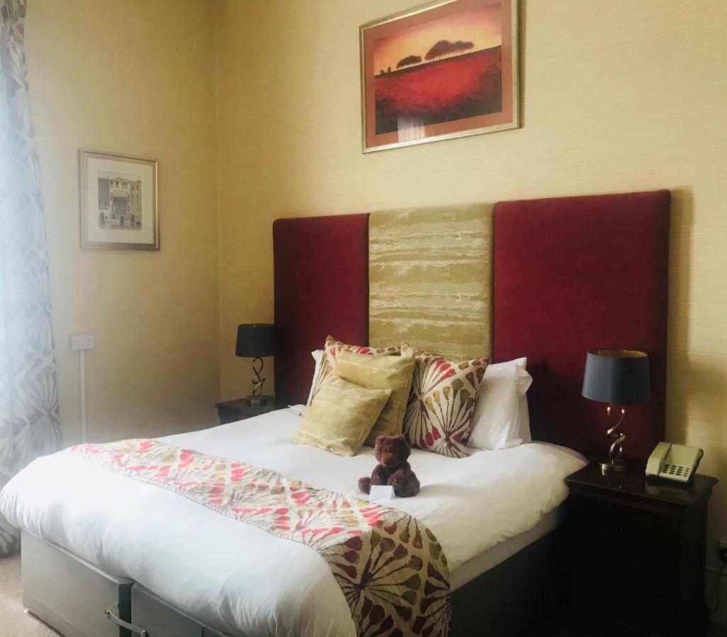 Clarence Court Hotel Cheltenham Zewnętrze zdjęcie