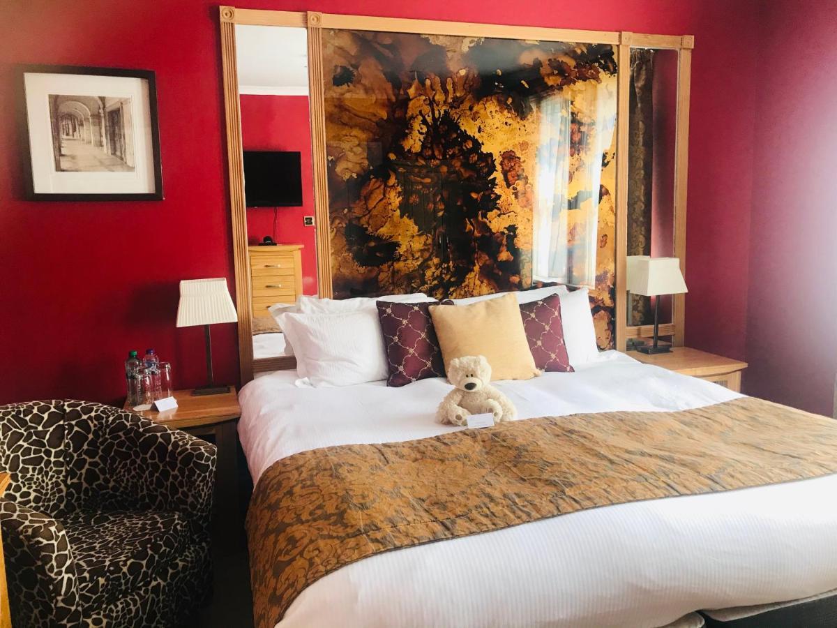 Clarence Court Hotel Cheltenham Zewnętrze zdjęcie