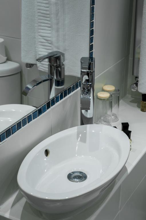 Clarence Court Hotel Cheltenham Zewnętrze zdjęcie