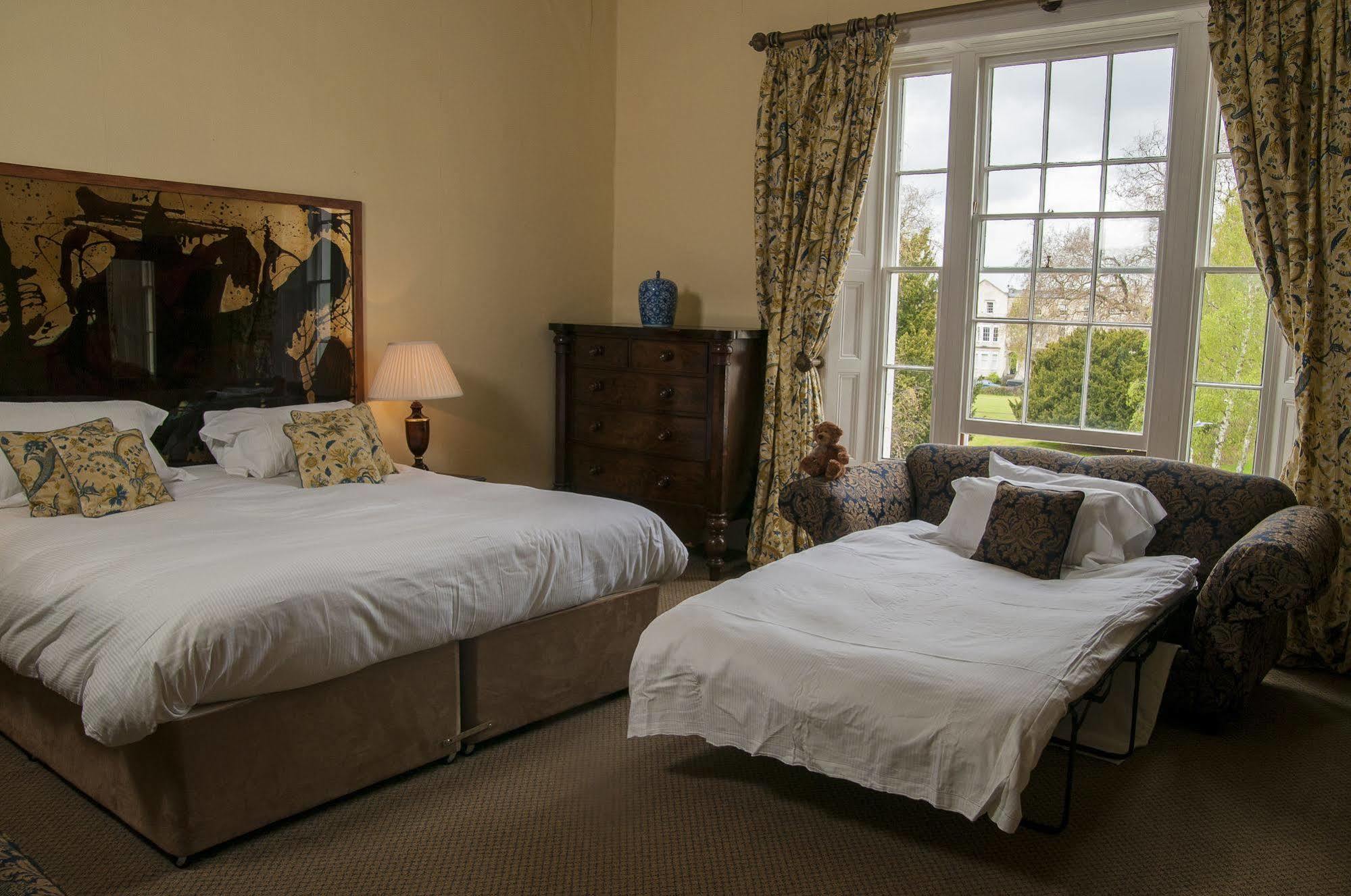Clarence Court Hotel Cheltenham Zewnętrze zdjęcie